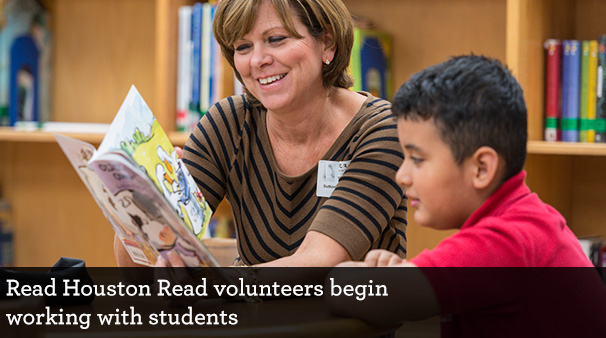 Read Houston Read volunteers begin working with students