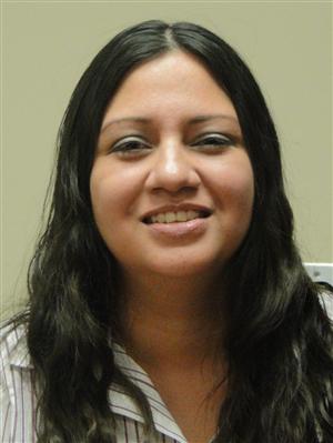 picture of Ms. Navar 