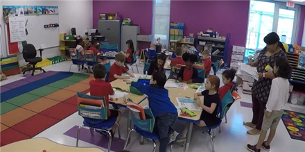 Parker Elementary’s First Day in Their New Building