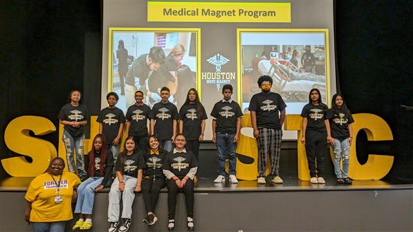 Magnet Signing Day
